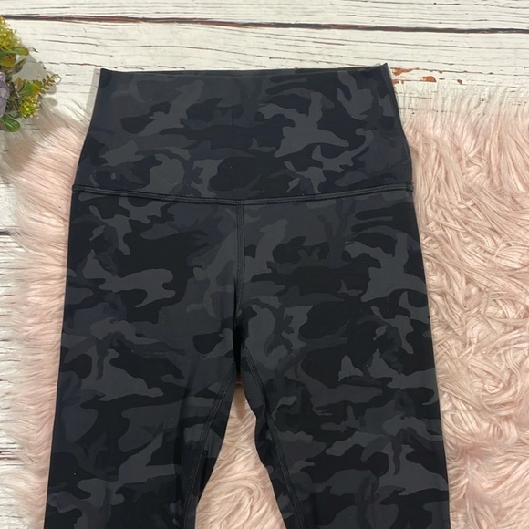 Lululemon Align Crop 21" Incognito Camo Multi Grey Nulu Leggings - Picture 5 of 11